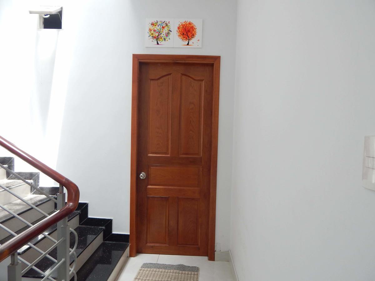 Homestay 37 Ad Хошимін Екстер'єр фото